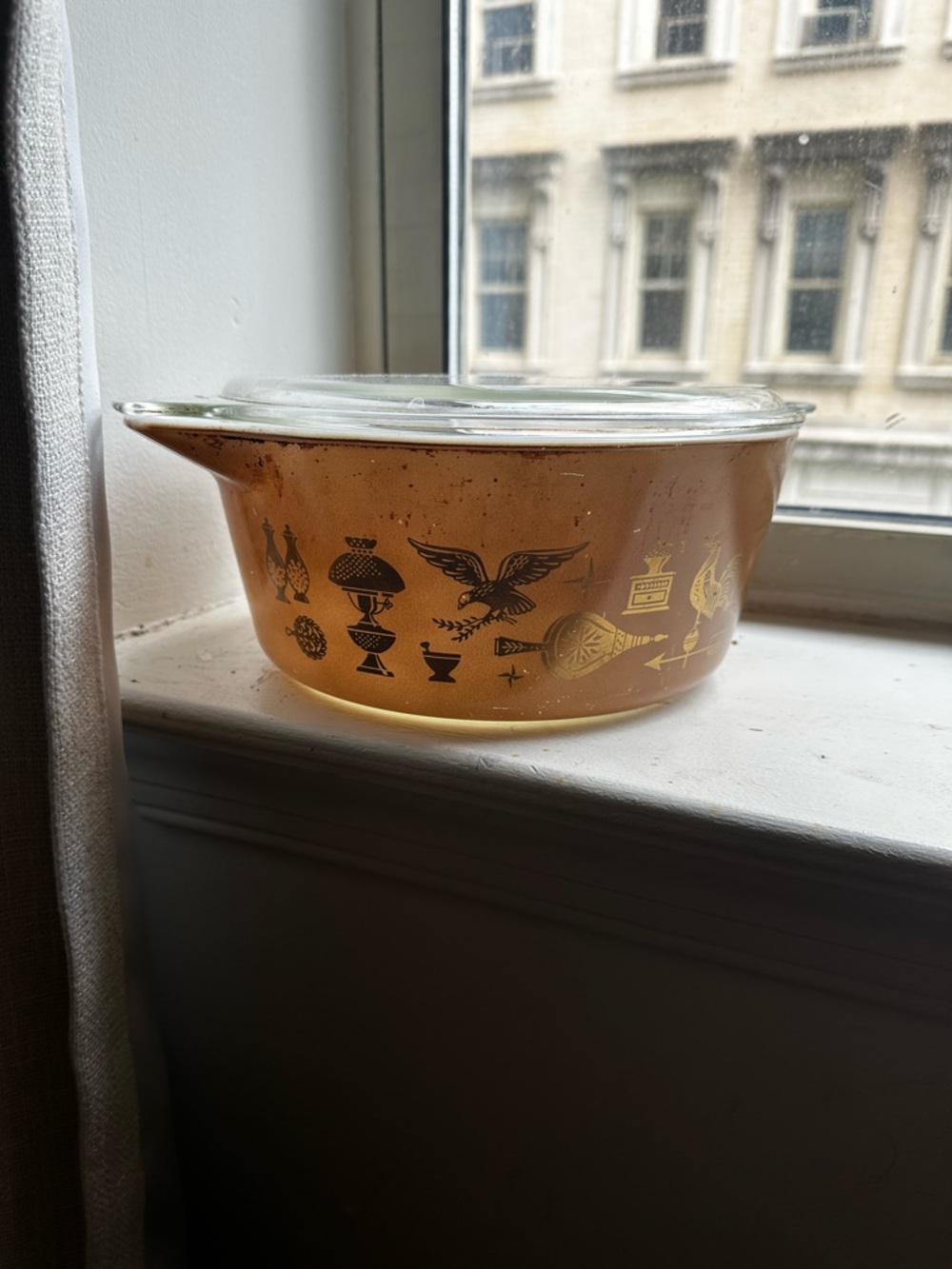 Amber Glass PYREX American Casserole Dish with Gold Motif